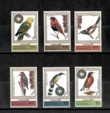 Dominica 1999 - Christmas Art Birds - Set of 6 Stamps - Scott #2178-83 - MNH