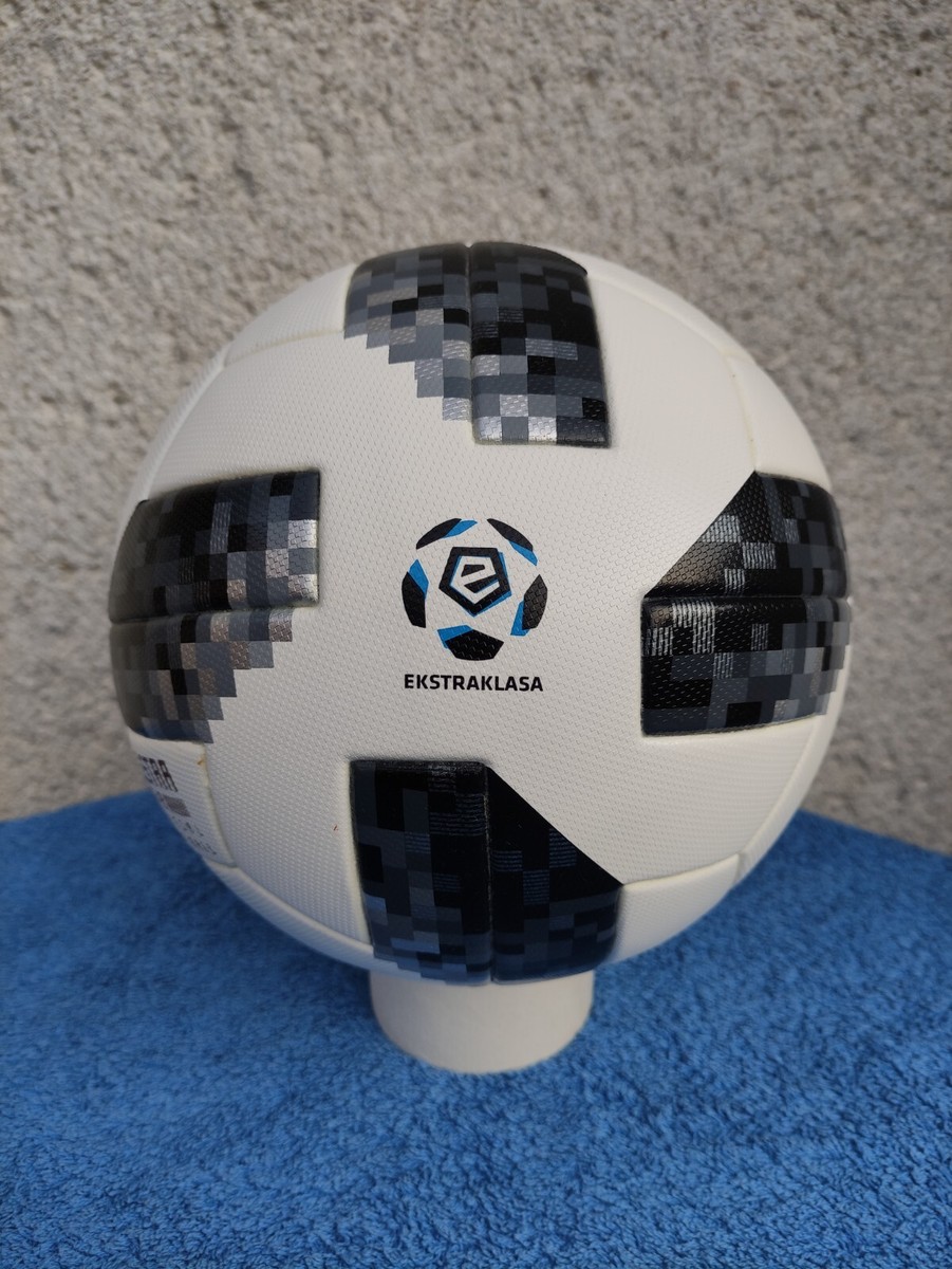 Official Match Ball of Polish 1st league Ekstraklasa 2028/2019