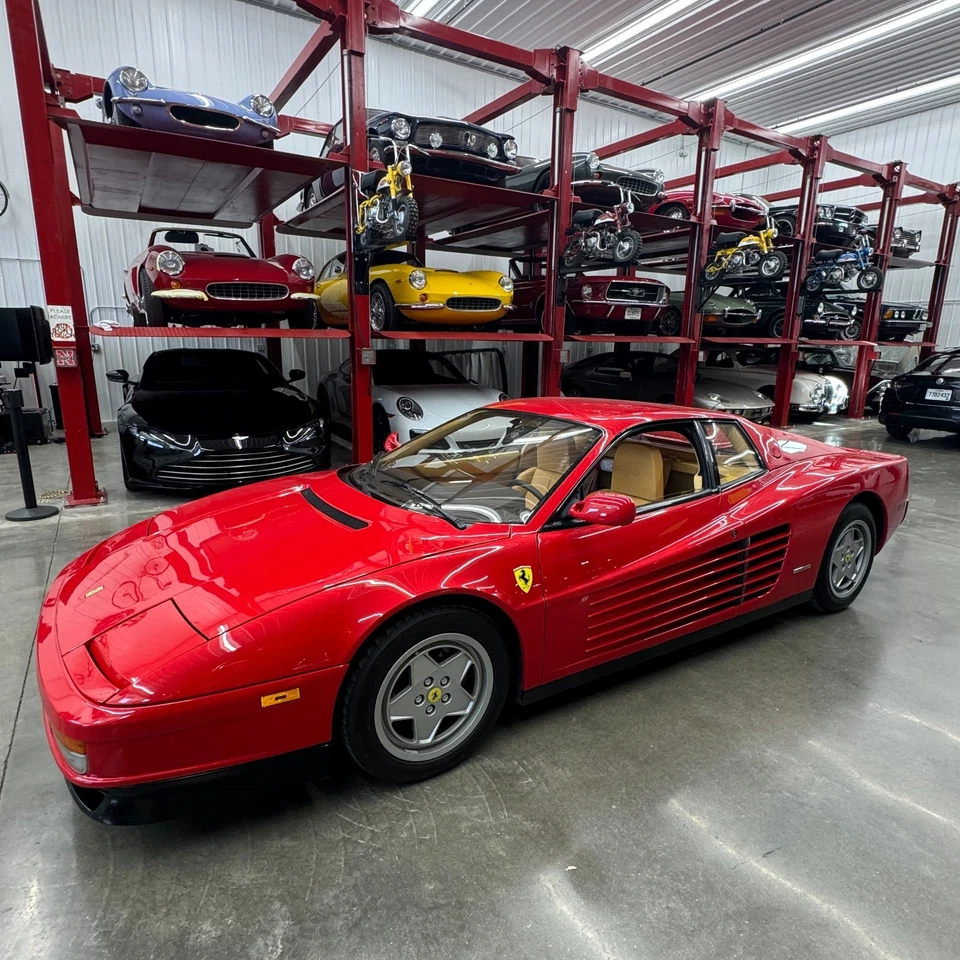 Ferrari Testarossa 1988  Foto 2 de 4