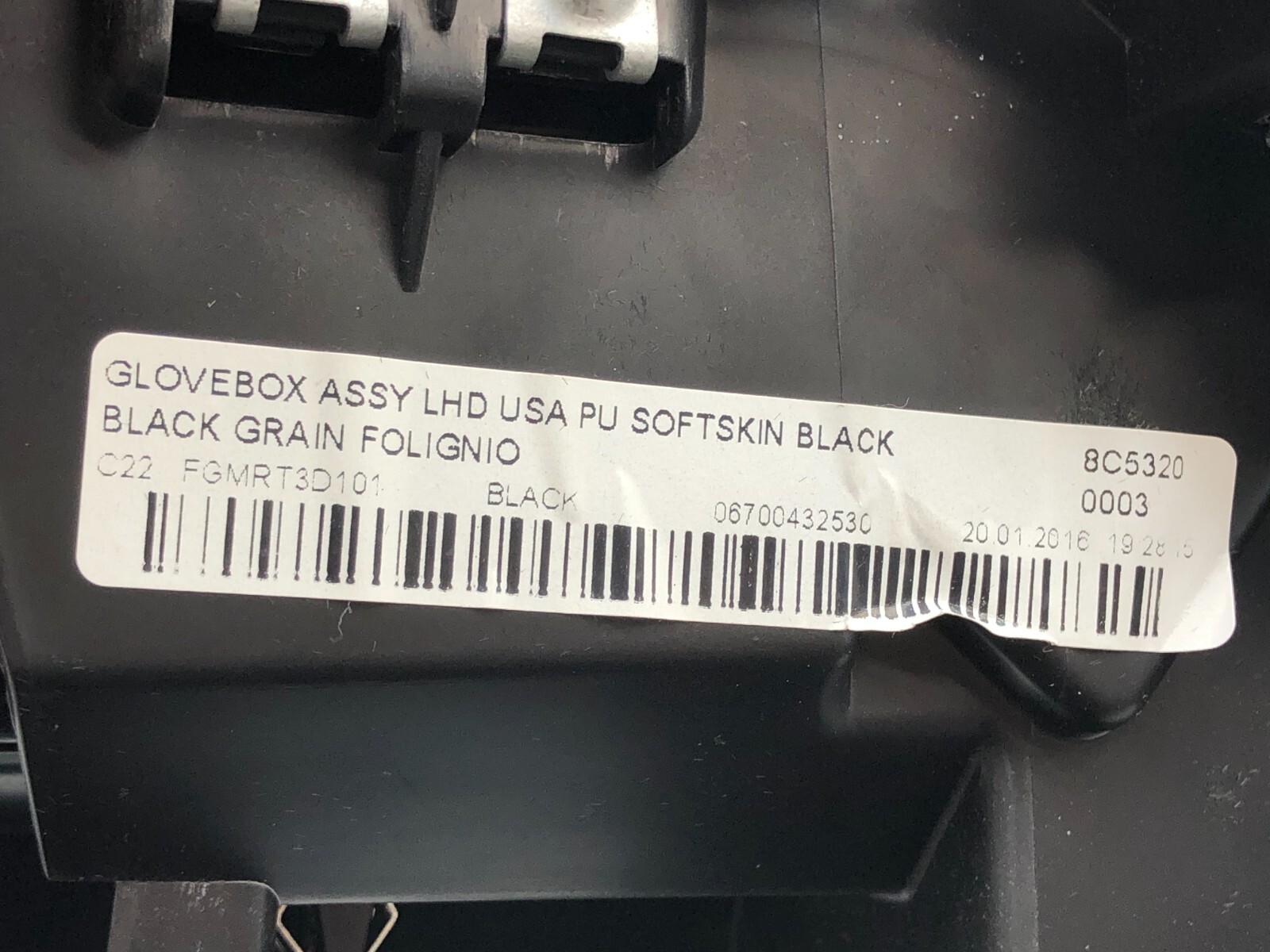 2014-2017 MASERATI GHIBLI S GLOVE BOX OEM.