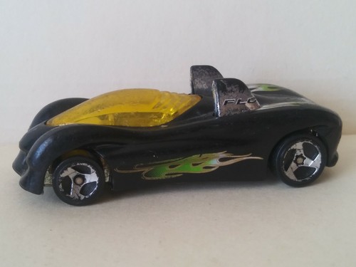 2X HOT WHEELS POWER PIPES BLACK/RED 1/64 DIECAST CARS - Picture 2 of 8