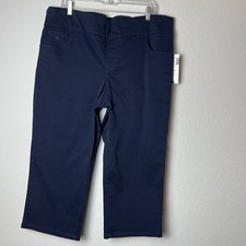 Gloria Vanderbilt Women  s Navy Blue Slimming Amanda Pull On Capri Pants NWT 16W