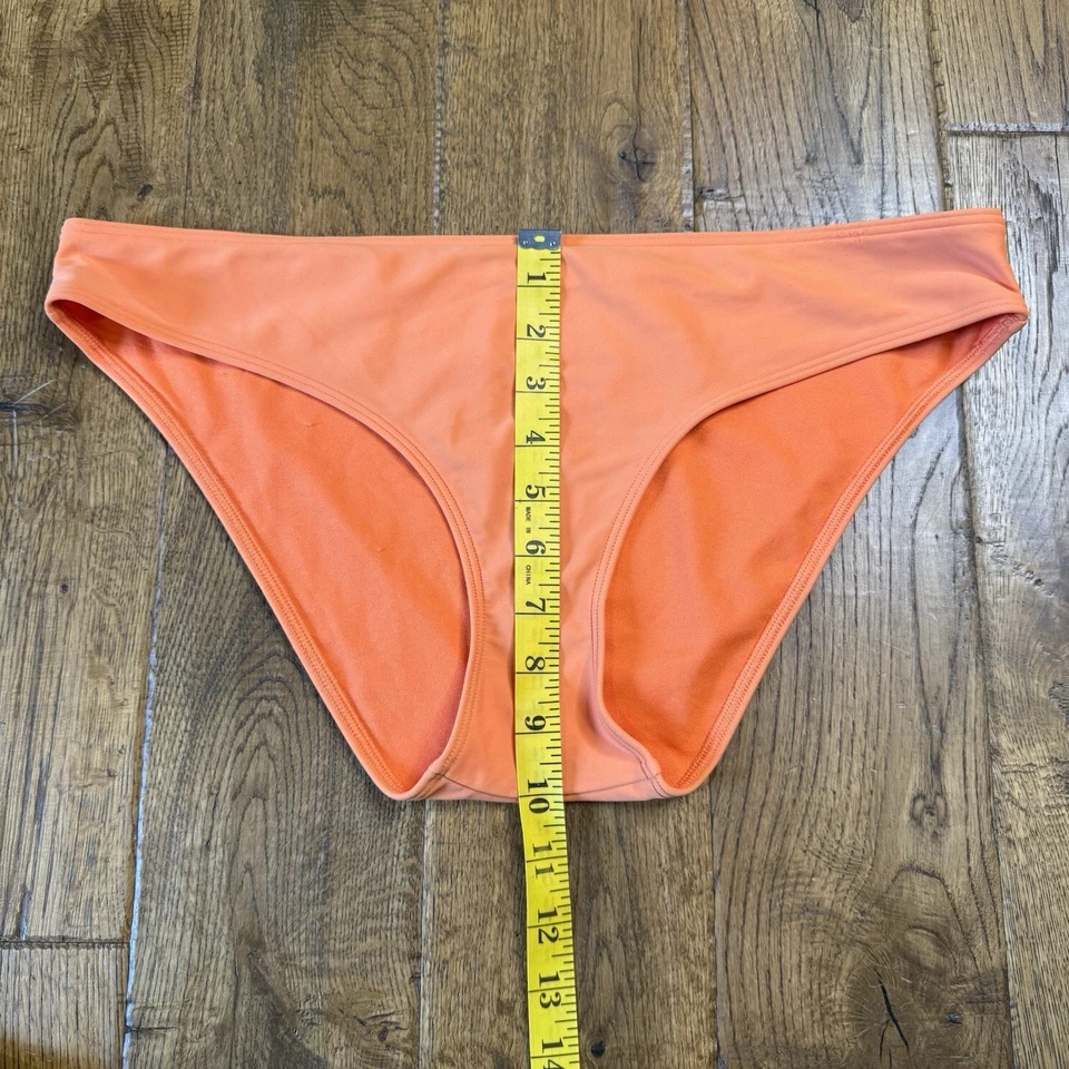 Lote de 4 Pantalones de Natación Hollister Cheeky para Mujer Talla XL Guepardo, Floral, Rojo, Naranja Foto 3 de 4
