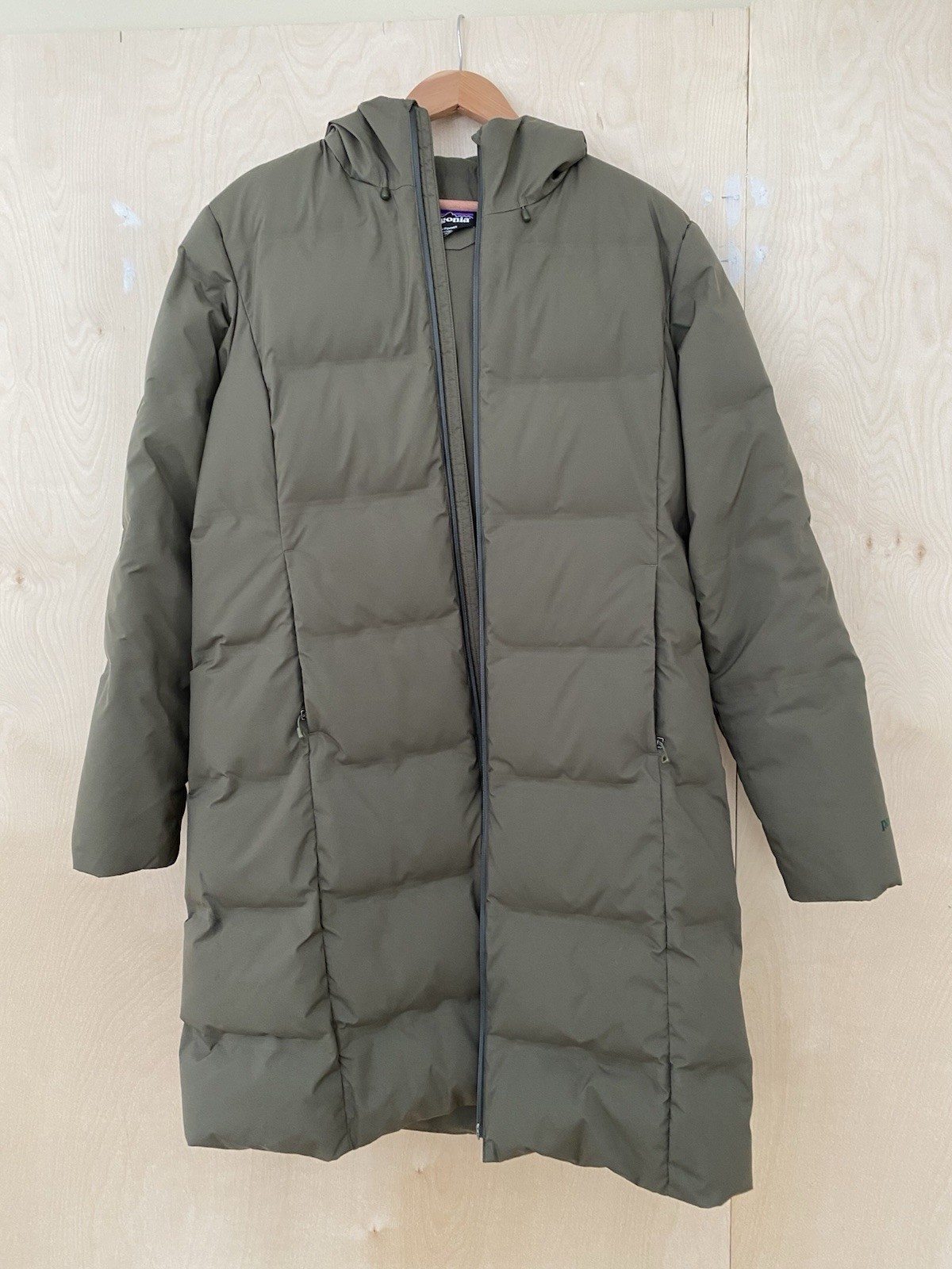 Patagonia Women’s Jackson Glacier Parka Size Large Green