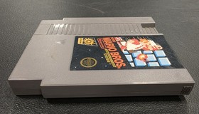 Super Mario Bros Nintendo Entertainment System NES 5 Screw Authentic Cartridge