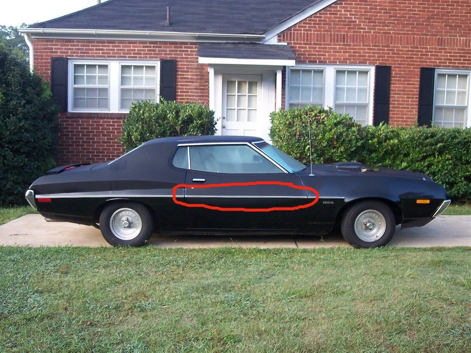 Ford Gran Torino 1972 LH conductor puerta delantera moldura 72 OEM GTS CJ 2 puertas Foto 2 de 4