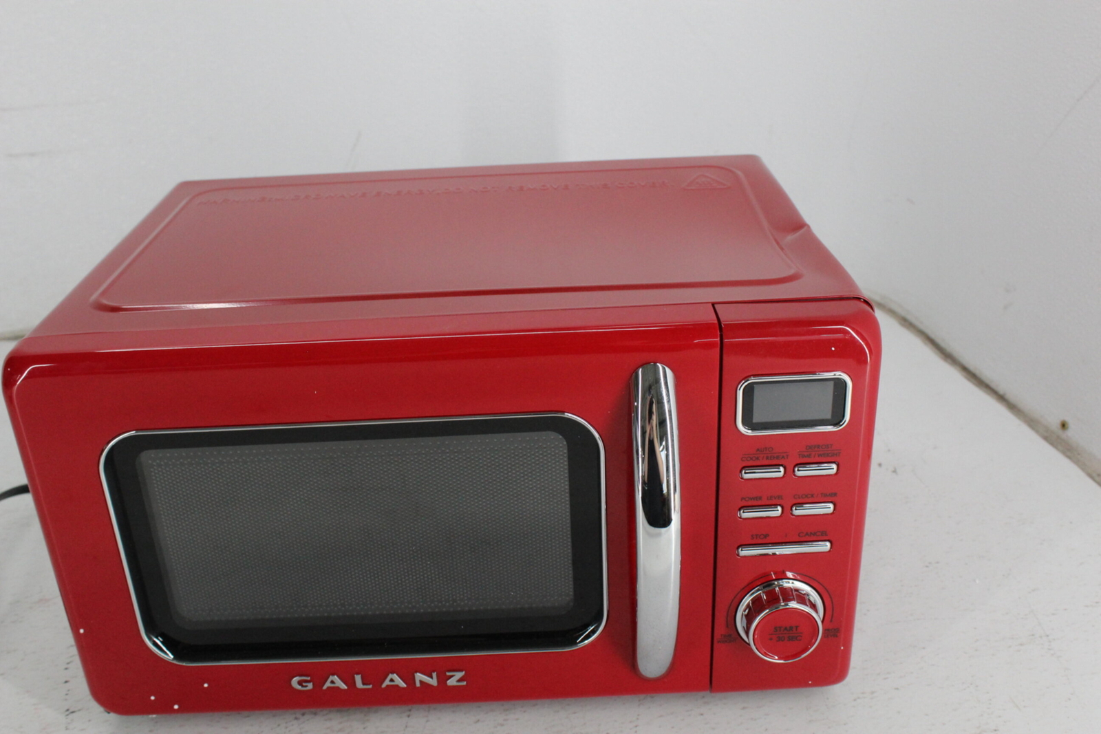 SEE NOTES Galanz GLCMKZ07RDR07 Retro Counter top Microwave Lightweight