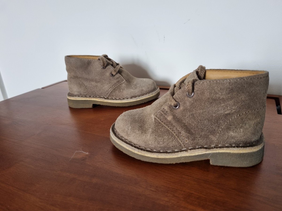Clarks Originals INFANT Boys Sand Suede Desert Boots UK Size G (Wide)  EU 22