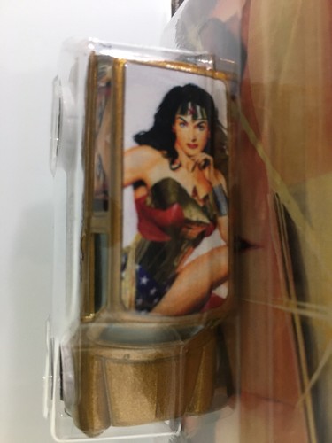 HOT WHEELS 67 AUSTIN MINI VAN WONDER WOMAN - Bild 4 von 5