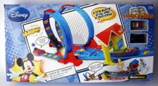 RARE DISNEY MOTORAMA COMIC RACERS MICKEY MOUSE RACING SET DIE CAST CAR NEW !
