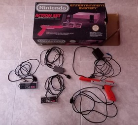 Consola nintendo Nes. Pistola Y Mandos. Edici&oacute;n Especial Mario Bros. 1987.