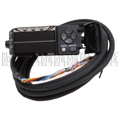 NEW Omron ZX2-LDA11 Laser Displacement Sensor