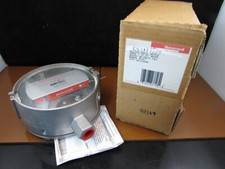HONEYWELL PRESSURE SWITCH 1-26'' Water -  C437E1005