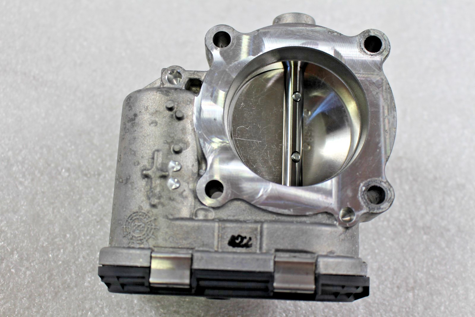Ferrari 296 GTB Throttle body P/N 743252