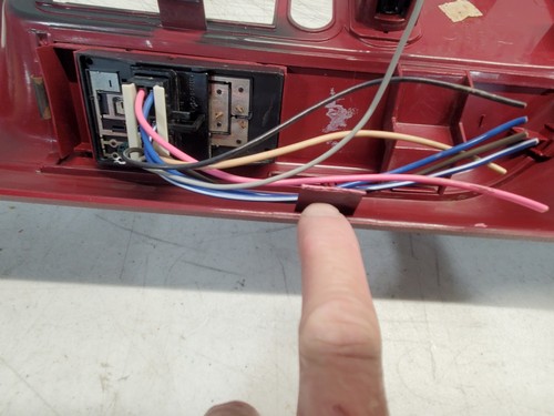 92-94 Chevrolet Blazer Driver + Passenger 2 Door Red Switches Panels Lock Window - Picture 15 of 23