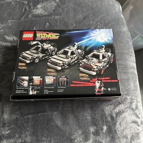 LEGO Ideas: The DeLorean Time Machine (21103)