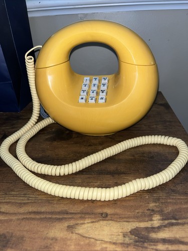 Vintage 1970's Western Electric Yellow Sculptura Push Button Donut Telephone