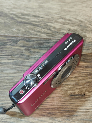 Panasonic LUMIX DMC-FS7 10.1MP Digital Camera -Pink Tested Working
