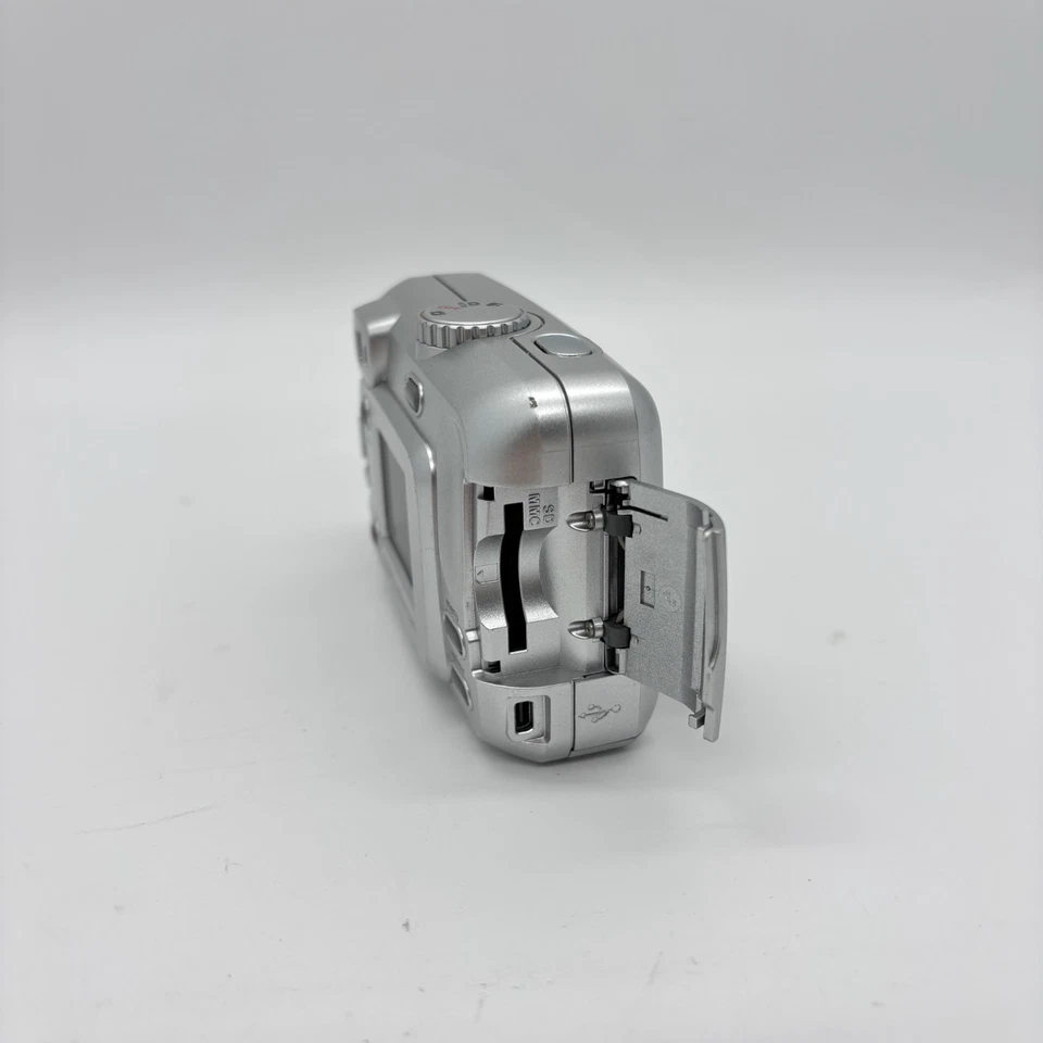 Kodak EasyShare CD40 4MP Digital Camera Compact Point & Shoot Tested & Working - Image 4 of 4