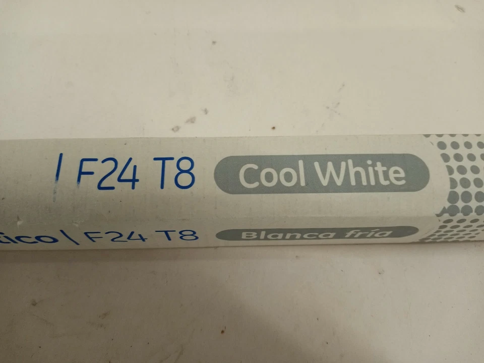 通用电气 24 英寸 Appliance F25 T8 冷白色 FLUORESCENT BULB 全新 — 第 3/4 张图片