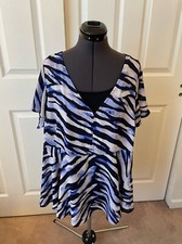 TORRID Blue White Zebra Print V-Neck Short Sleeve Peplum Blouse Top 2 / 2X