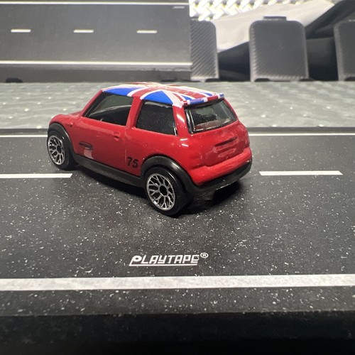 2003 Matchbox Austin Mini Cooper S - 1:55 Scale Mint+ - Picture 7 of 8