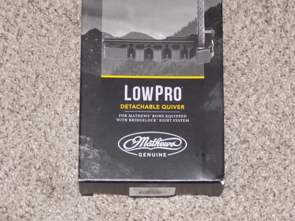 NEW Mathews Low Pro series Detachable 5 Arrow Quiver- Kuiu Verde LowPro - Image 3 of 4