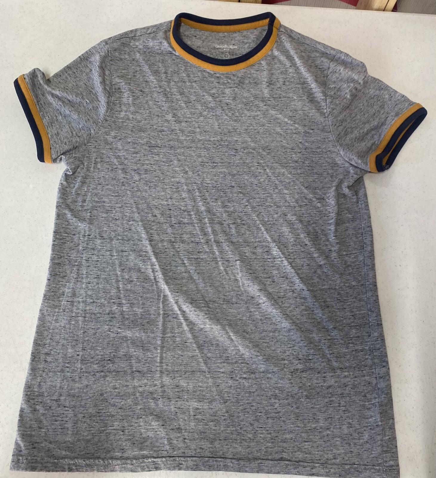Goodfellow & Co Mens Small Gray Ribbed Collar T-Shirt with Dark Blue & Yellow Accents