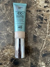 it CC Natural Matte FairColour Correcting Full Coverage RRP £39 And Free Gift.
