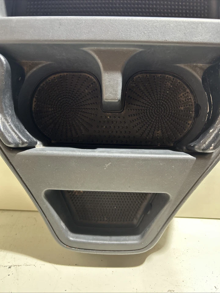 Dodge Dakota A/T 2005-2007 piso delantero consola central doble portavasos OEM Foto 3 de 4