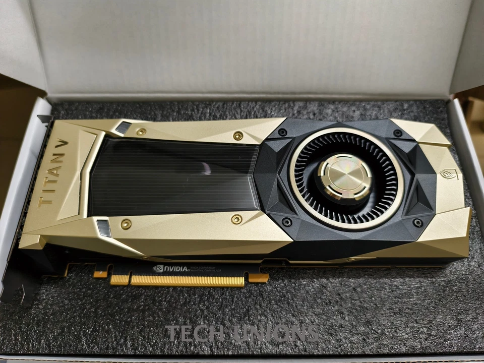 NVIDIA Titan V 12GB HBM2 Professional CUDA Graphics Card GPU 900-1G500-0000-000 - Image 4 of 4