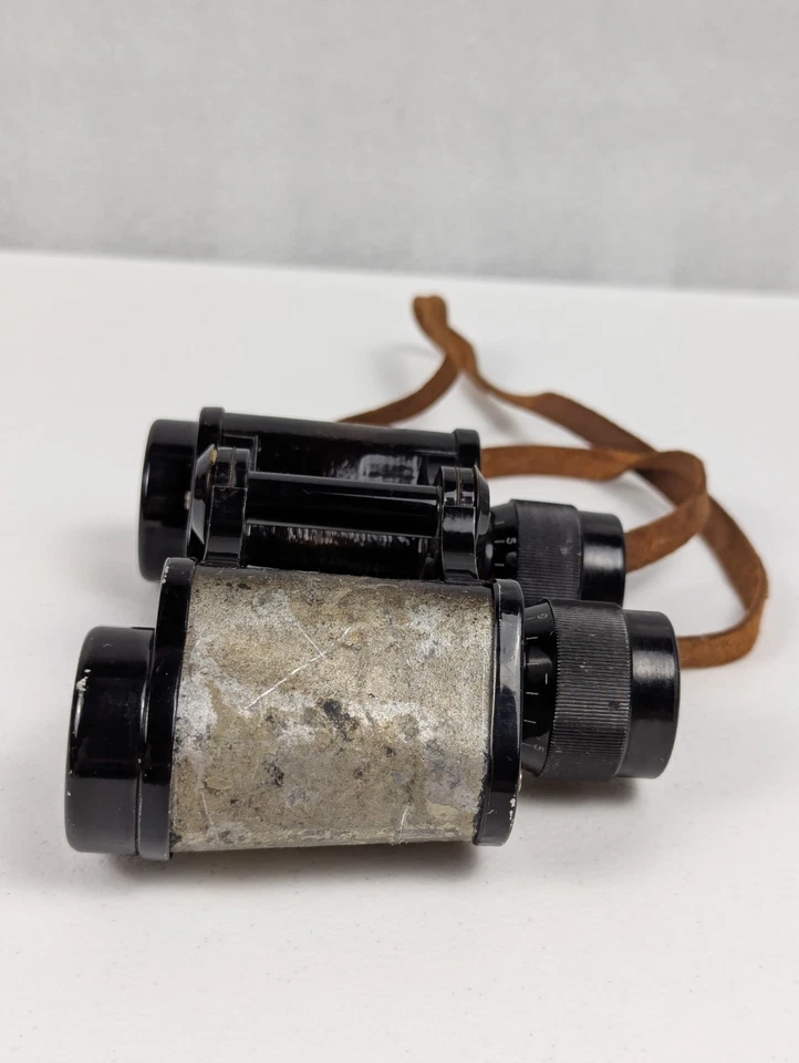 Vintage - Excellent 8x30 Binoculars Field 8.5 № 8304 - Image 3 of 4