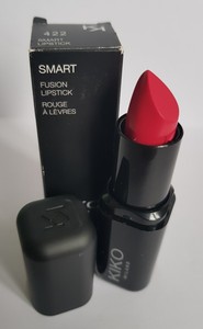Détails Sur Kiko Smart Fusion Rouge à Lèvres 3g 422 Pourpre Rouge