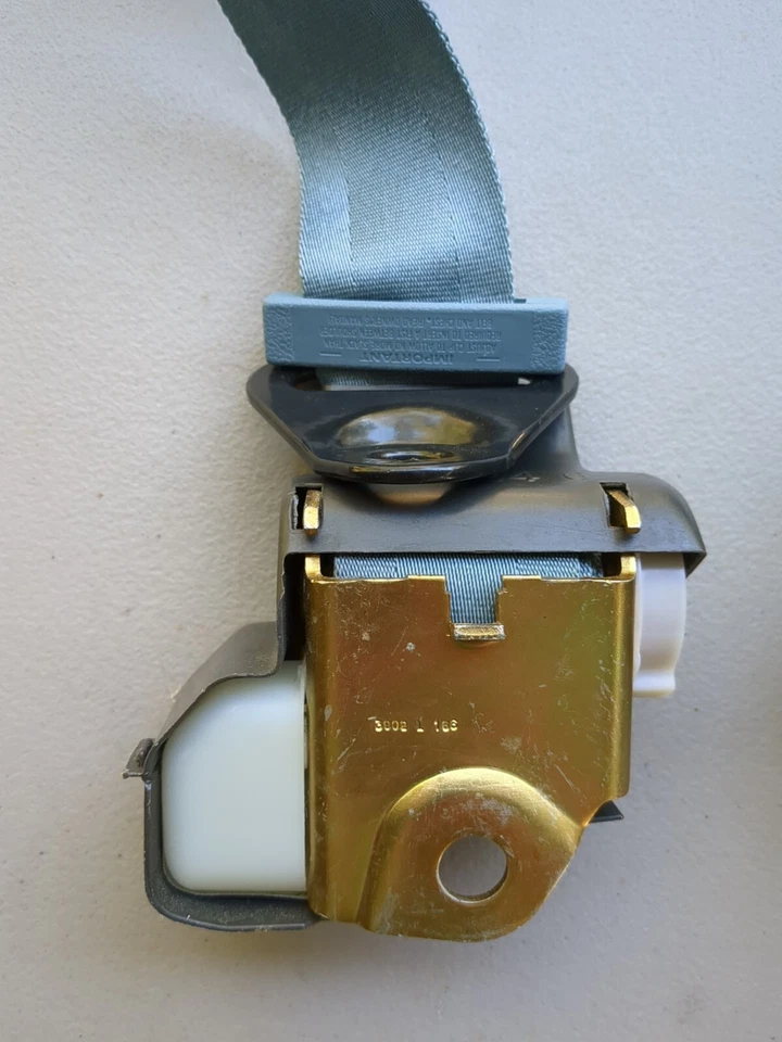 Lincoln Continental 1976 1977 1978 1979 sedán cinturón de seguridad delantero derecho pasajero Foto 3 de 4