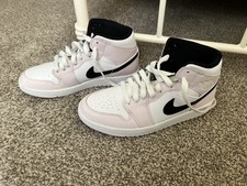 barely rose jordan 1