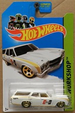 HOT WHEELS MUSCLE CAR LOT W/ CAMARO - CHEVELLE SS - MUSTANG MACH 1 - VW - NISSAN