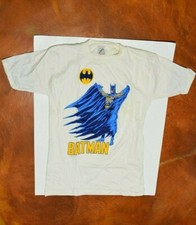 Batman Youth T-Shirt size Large - In good condition.