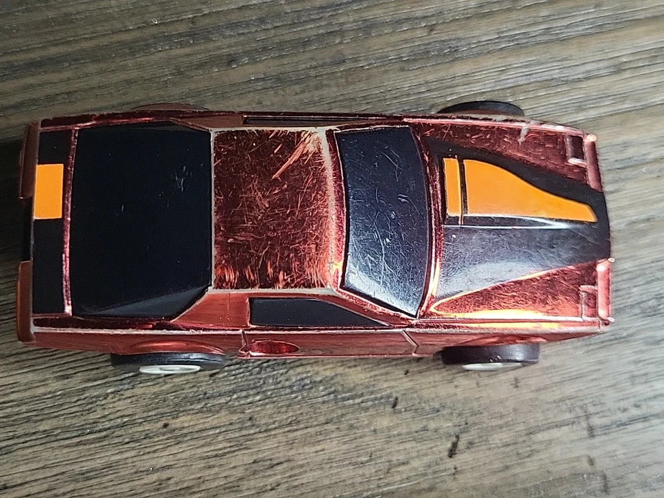 Гоночные автомобили Tomica Ratchet Chevy Camaro IROC Z - Изображение 3 из 4