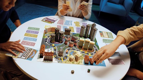 Asmodee, Hotel, Gioco da Tavolo, 8+ Anni, 2-4 Giocatori - Foto 5 di 7