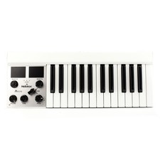 Mellotron Micro Ultra-Compact Digital Mellotron-Style Keyboard - White Mellotron Micro Ultra-Compact Digital Mellotron-Style Keyboard - White
