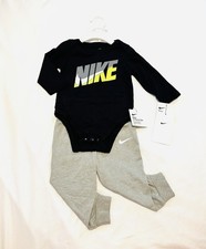 NEW Boy  s Nike long sleeve shirt  pants outfit Set gray black 9 Months