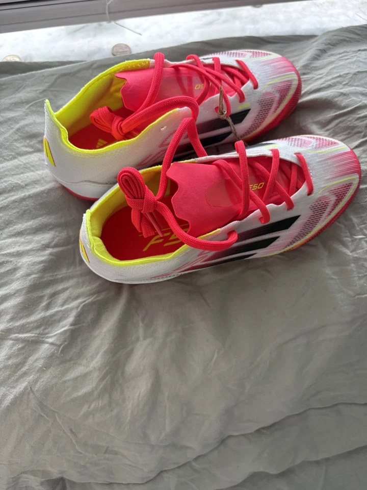 adidas Kids Size 11.5K F50 Elite K ‘Pure Victory Pack’ Soccer Cleats IE1305 - Image 4 of 4