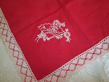 Fan Floral Hand Embroidered Tablecloth w/Crocheted Edges Lace Cotton Linen Vtg