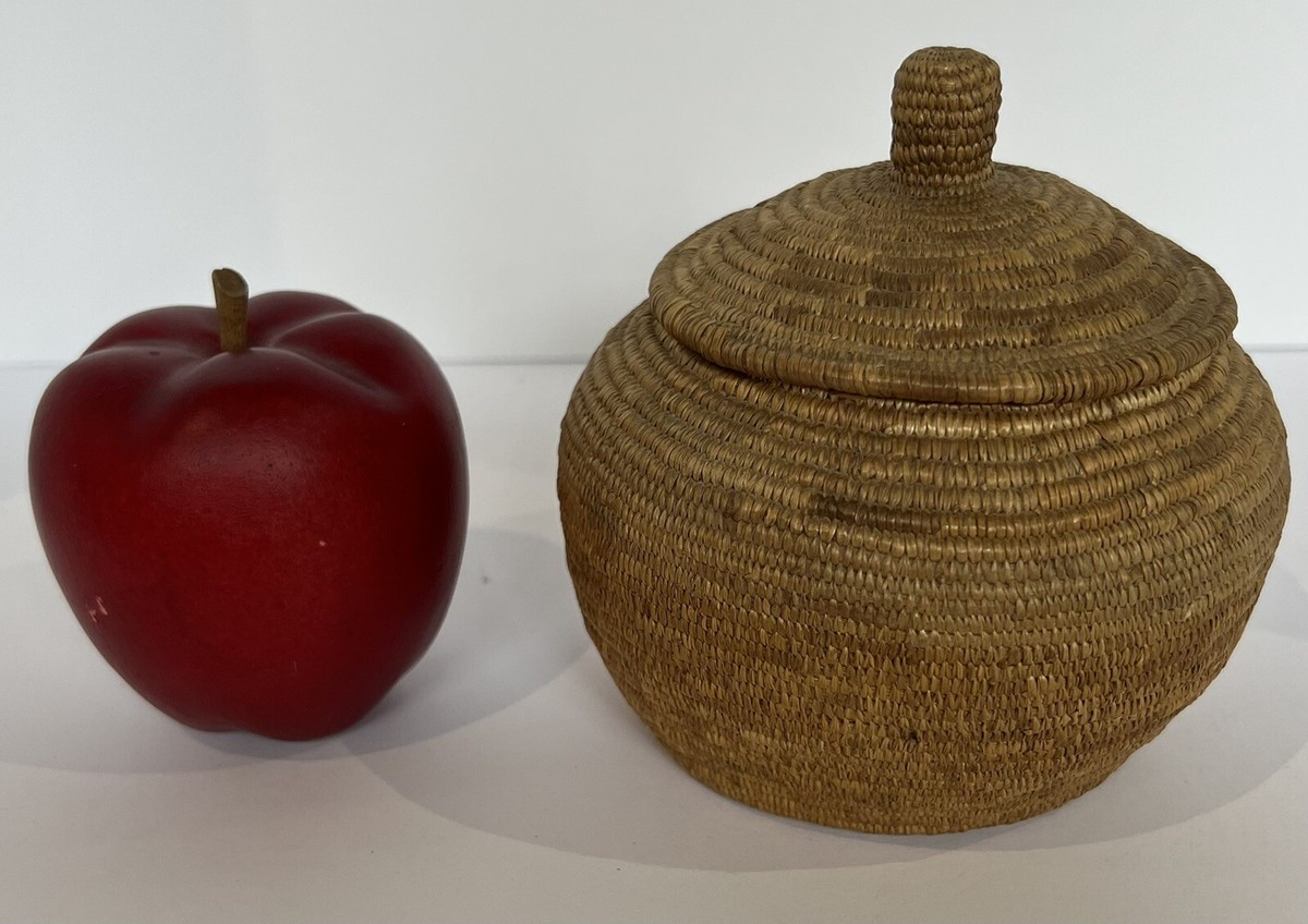 ビンテージインディアンバスケット C. 1890 Eskimo Native American Indian Basket with Lid | eBay