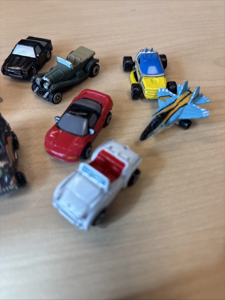 Micro Machines X Men Collection - 1993 Galoob ++ - Marvel Car Lot - Image 4 of 4