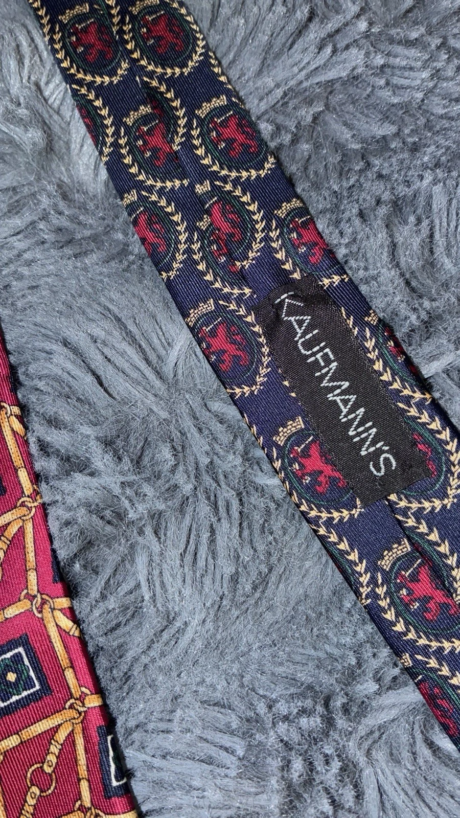 Vintage Tommy Hilfiger Silk Tie - product detail image 2