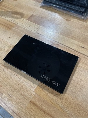 MARY KAY PRO PALETTE~LARGE MAGNETIC COMPACT 1 Blush, 6 Eye Shadows NEW C307