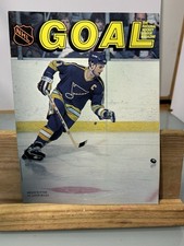 BRIAN SUTTER St. Louis Blues Buffalo Sabres  NHL Goal Magazine Dec 2 1983