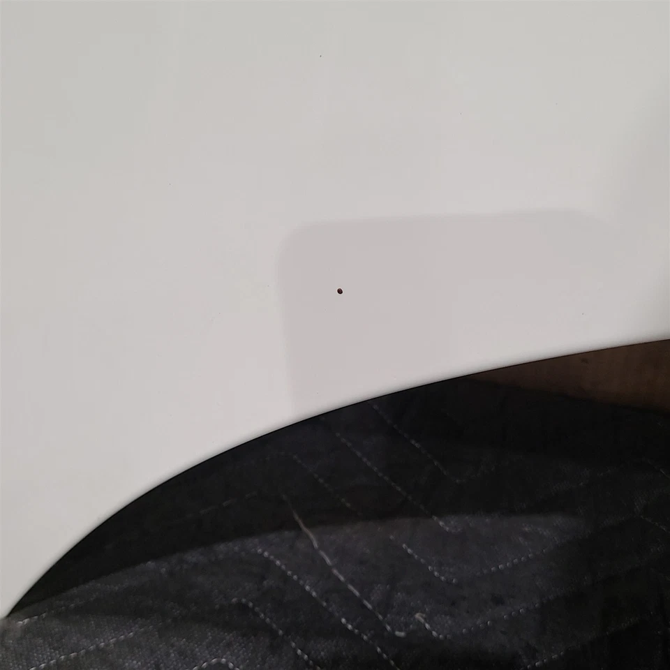 Капот 06–08 Mazda Miata MX-5 AA7401 - Изображение 2 из 4