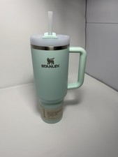 STANLEY The Clean Slate H2.0 FlowState Quencher Tumbler 40 oz - Mint